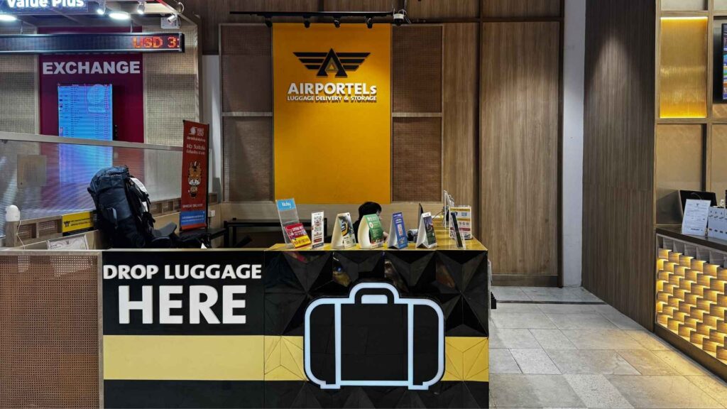 AIRPORTELs Central World (HugThai)