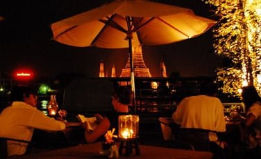 THE_DECK_BY_THE_RIVER_pic1