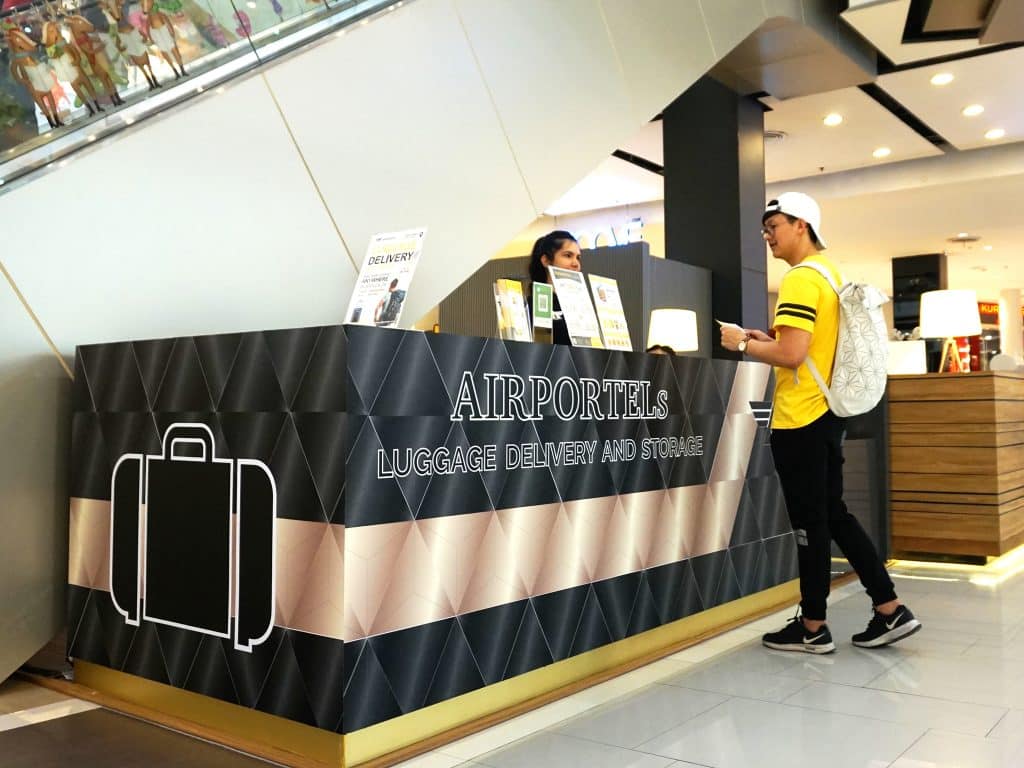 AIRPORTELs Counter at CTW ctw,airportels,luggage deposit,luggage delivery,luggage storage