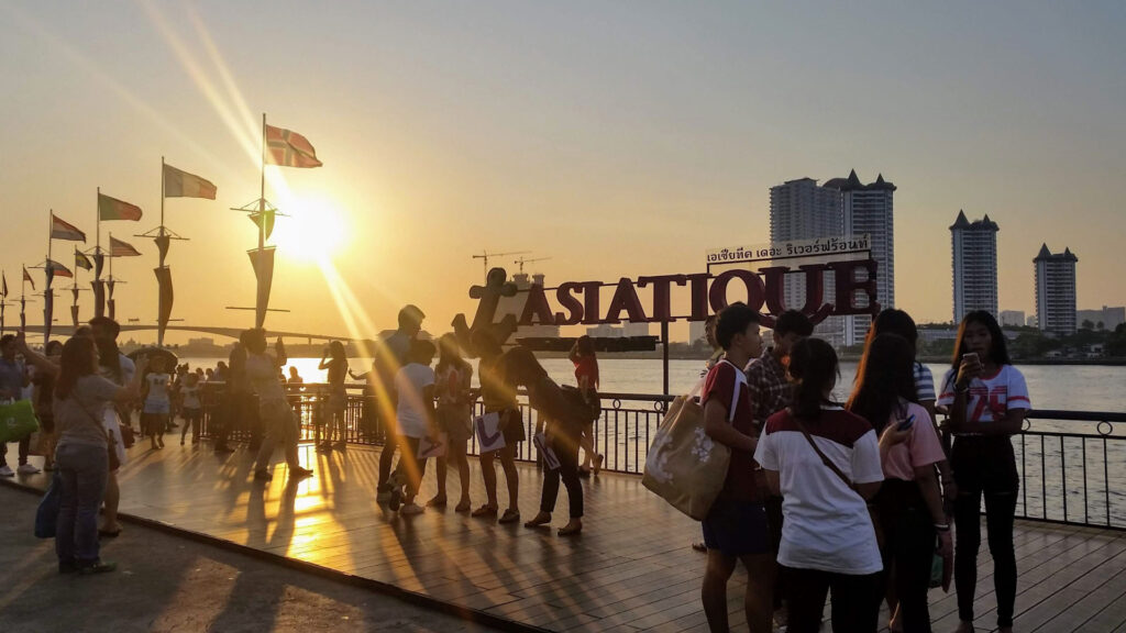 Waterfront District Asiatique