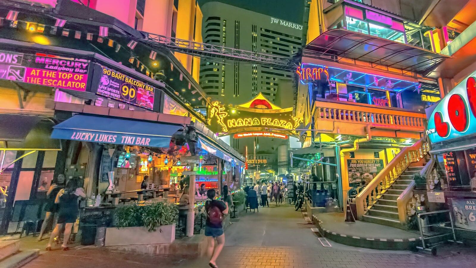Best Nightlight in Bangkok | Nana Plaza & Soi Cow Boy