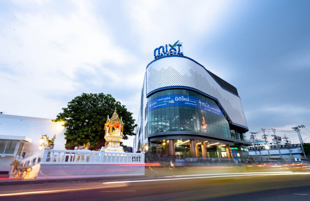 mixt chatuchak laggage delivery