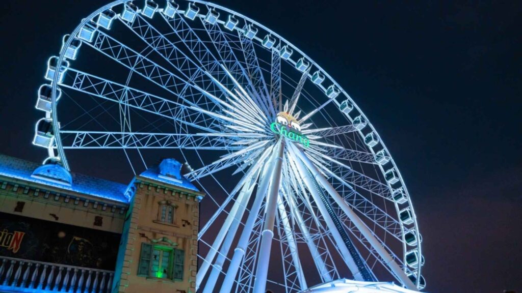 Ride the Asiatique Sky Ferris Wheel