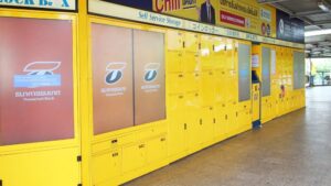 locker storage,luggage lockers