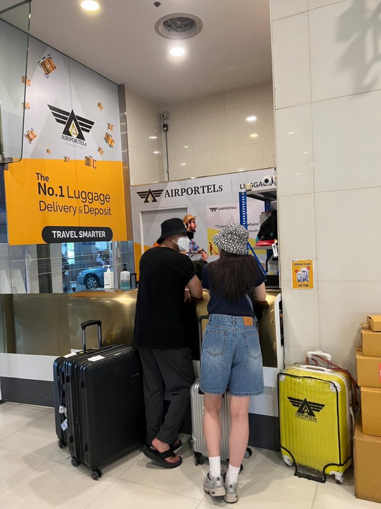 Terminal 21 Asok Luggage Storage