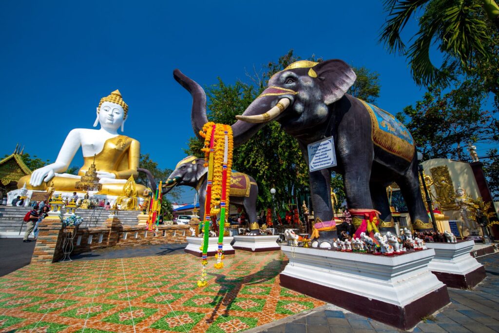 Wat Phra That Doi Kham