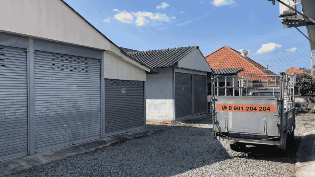 Luggage storage at U Store It Pattaya