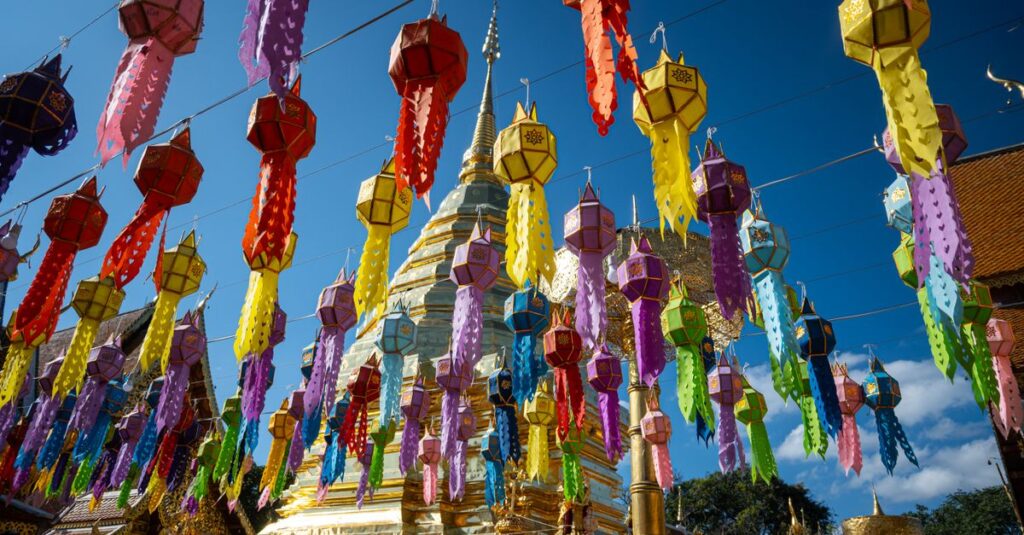 How to Travel to Chiang Mai without Having to Carry Your Luggage