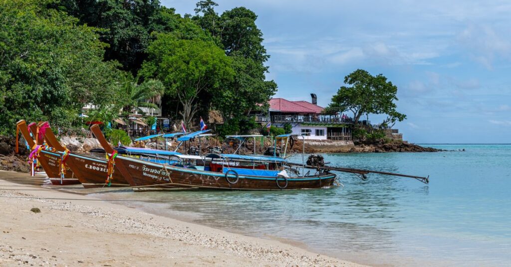 2-Day, 1-Night Phuket Itinerary Without the Baggage Hassle