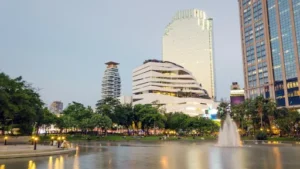 Benjasiri Park